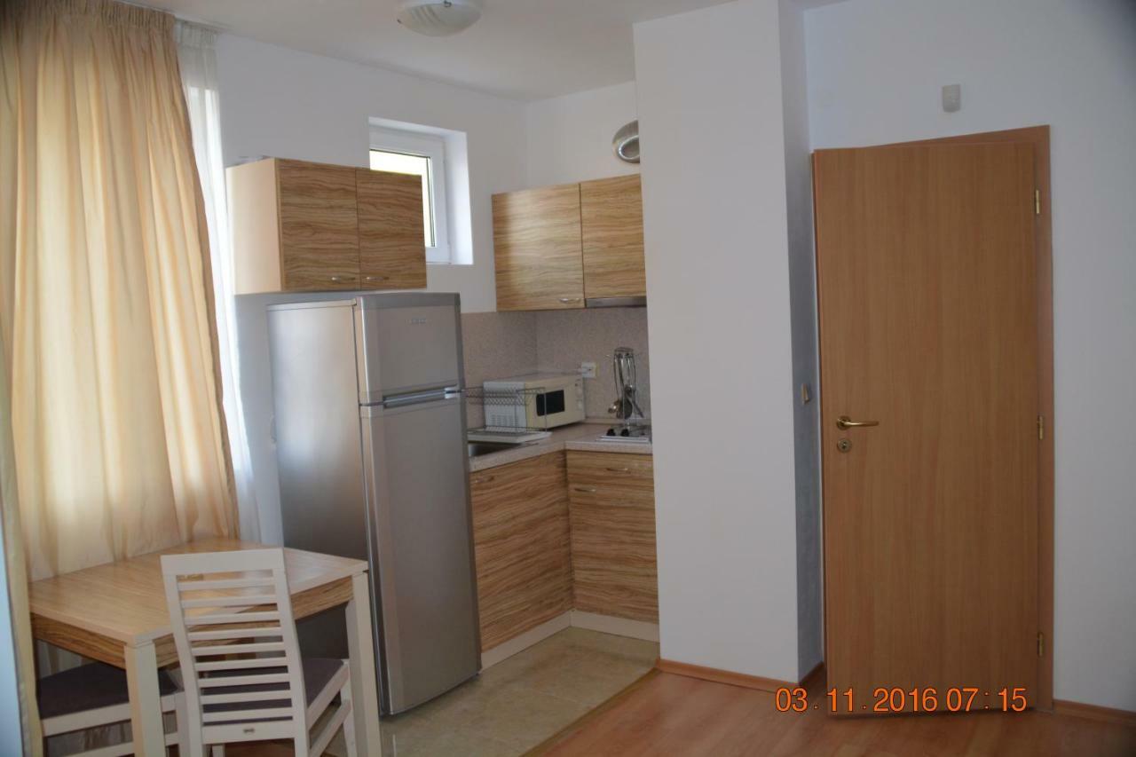 Guest Apartments Salena Солнечный берег Экстерьер фото