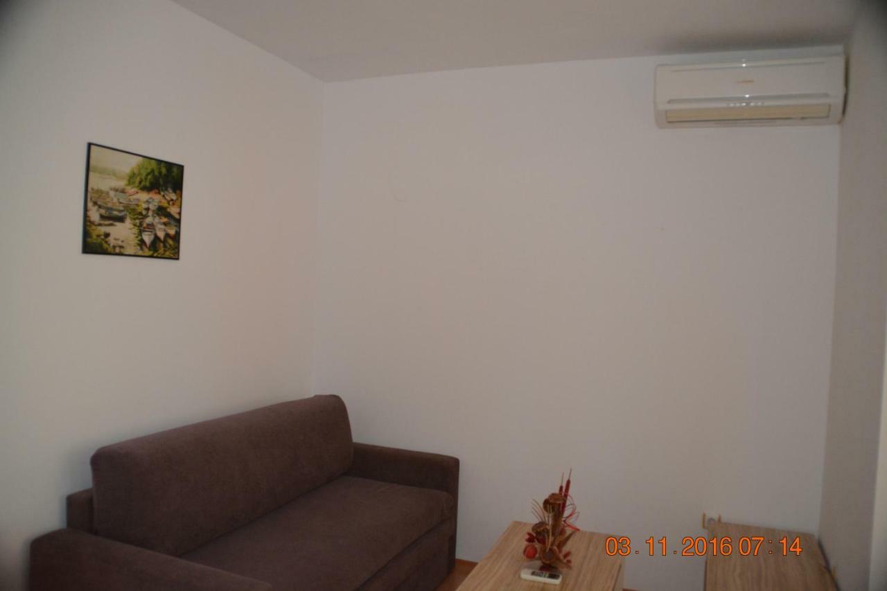 Guest Apartments Salena Солнечный берег Экстерьер фото
