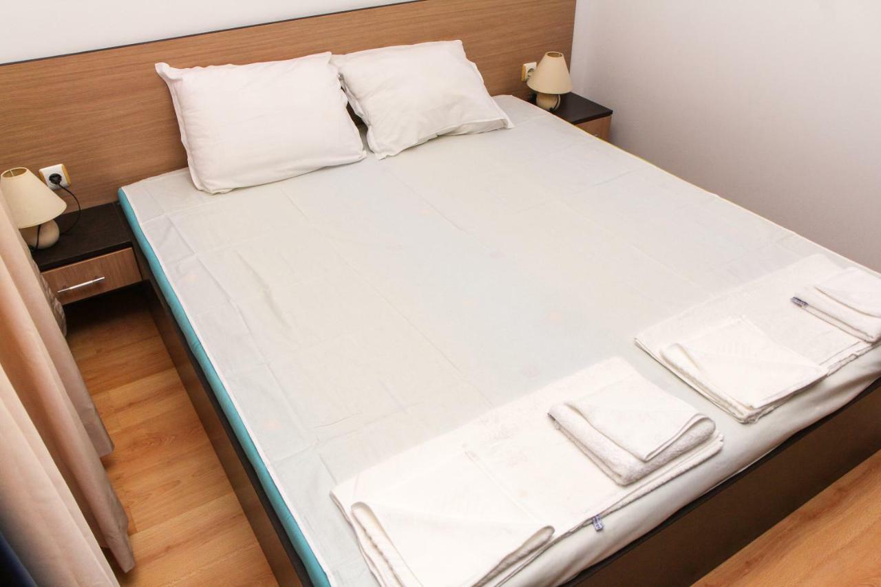 Guest Apartments Salena Солнечный берег Экстерьер фото