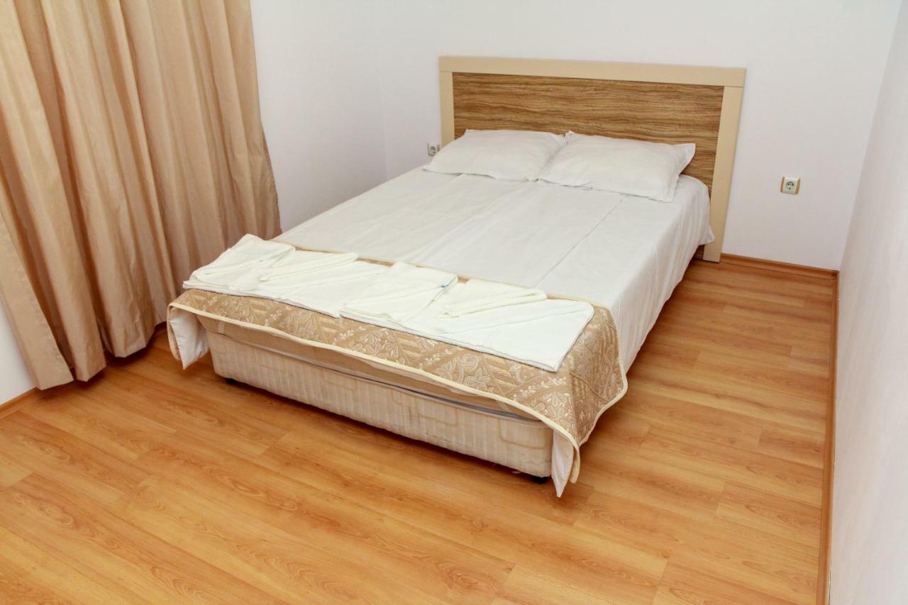 Guest Apartments Salena Солнечный берег Экстерьер фото