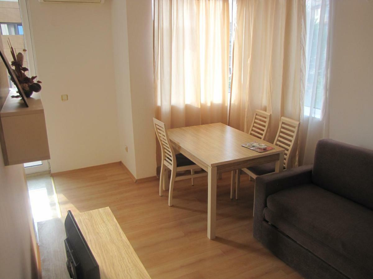 Guest Apartments Salena Солнечный берег Экстерьер фото
