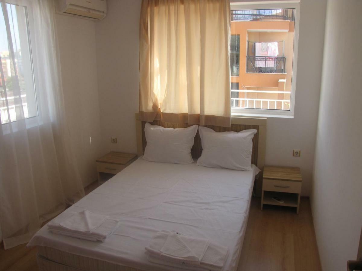 Guest Apartments Salena Солнечный берег Экстерьер фото