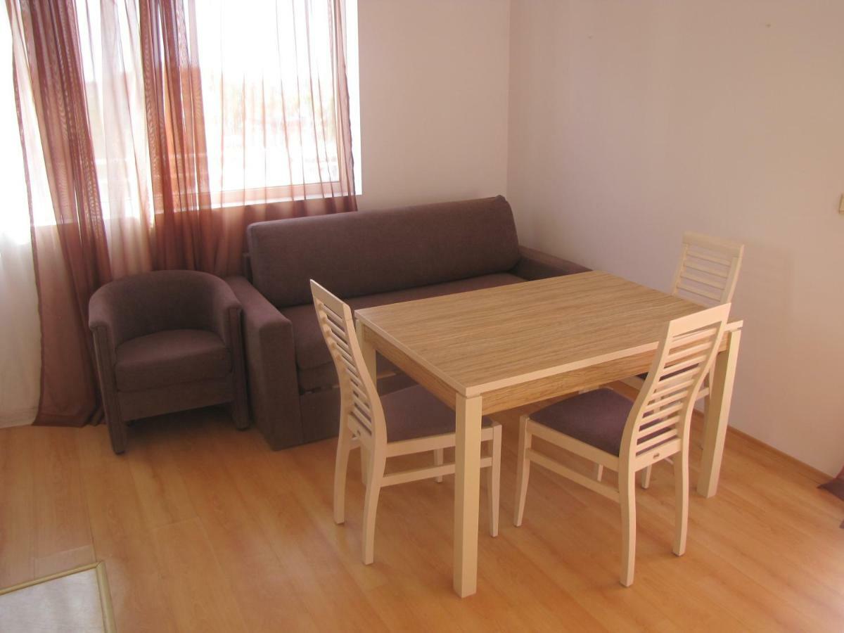 Guest Apartments Salena Солнечный берег Экстерьер фото
