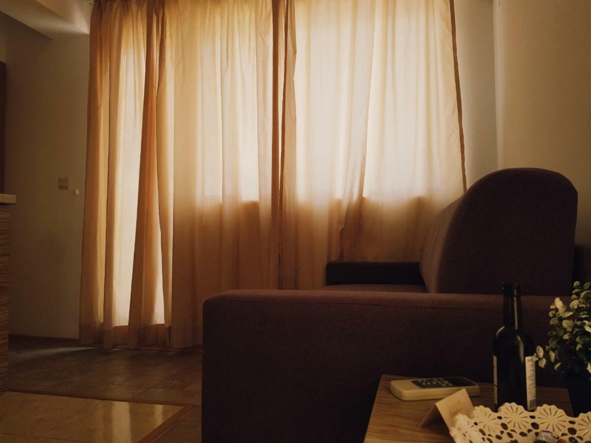 Guest Apartments Salena Солнечный берег Экстерьер фото