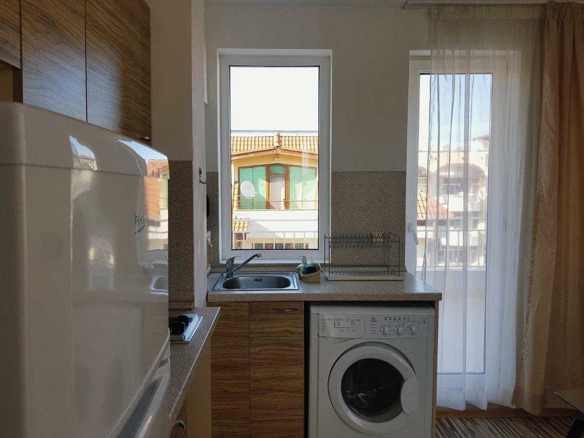 Guest Apartments Salena Солнечный берег Экстерьер фото