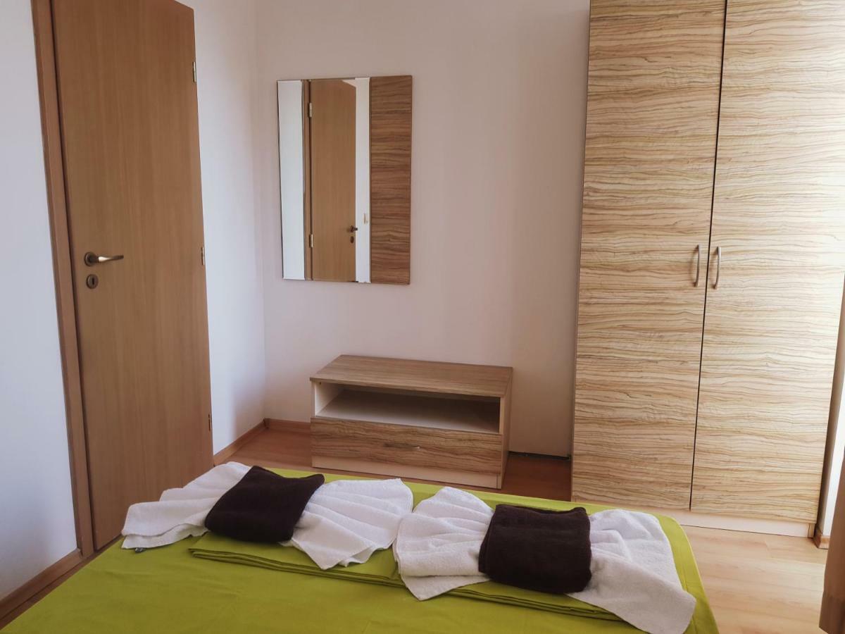 Guest Apartments Salena Солнечный берег Экстерьер фото
