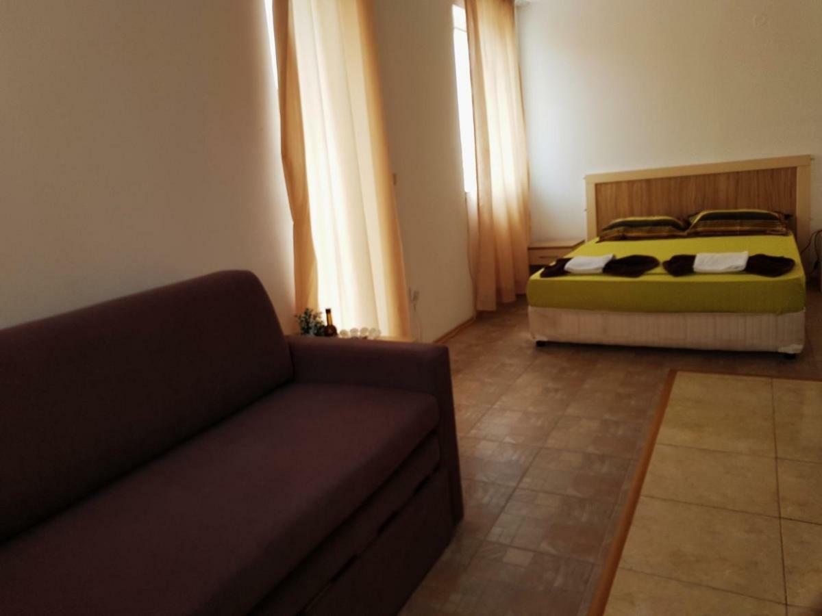 Guest Apartments Salena Солнечный берег Экстерьер фото